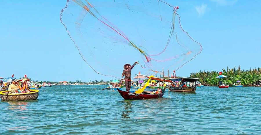 Hoi An: Cam Thanh Basket Boat Ride - Photo and comfort tips: sun hat, timing, and what to expect