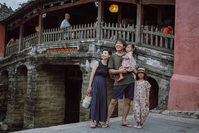 Hoi An City By Night And Release Paper Latern On Hoài river - Why This Evening Tour Feels More Personal Than a Standard Walk