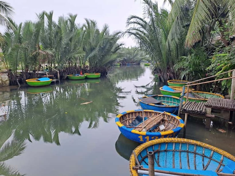 Hoi An City tour -Basket boat ride in the Coconut forest - Learning the Bamboo Basket Boat: Paddling, Life Jackets, and Balance