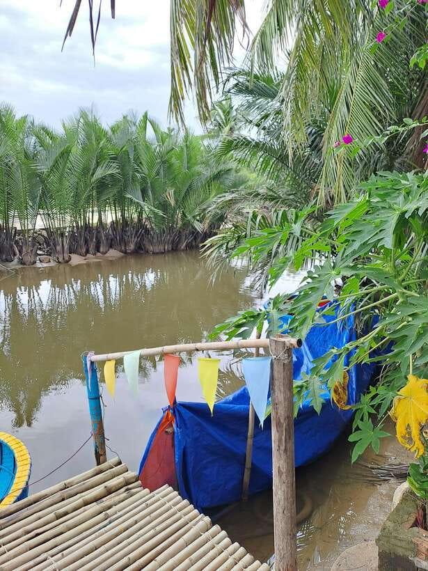 Hoi An City tour -Basket boat ride in the Coconut forest - Crab Fishing and Net Casting: Hands-On Fishing in a Water World