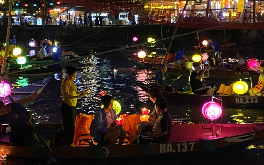 Hoi An City Tour: Boat Ride & Lantenn Release - Tan Ky Ancient House: a merchant home built for long survival