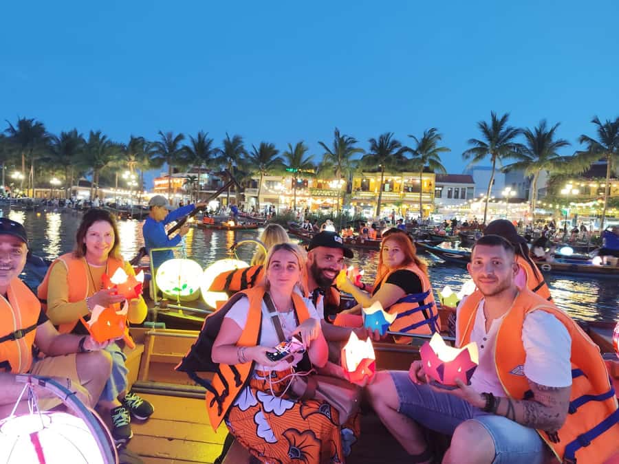 Hoi An City tour - Boat ride - Lantern Release from Danang - Hoi An Market: Your Sensory Start (and Shopping Reality Check)