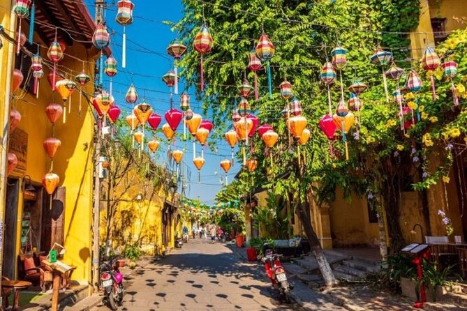 Hoi An City Tour–Boat Ride–Release Flower Lantern on river - Two ancient houses: Phung Hung or Tan Ky