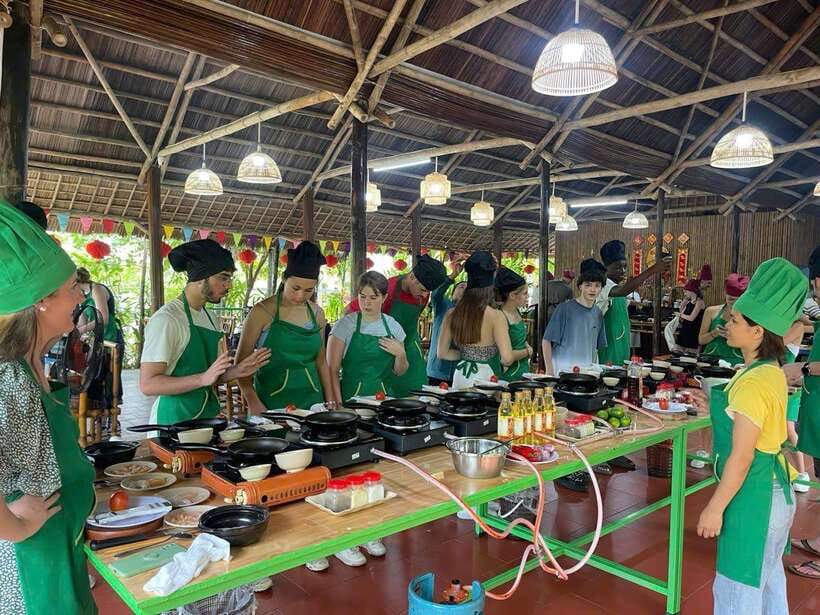 Hoi An: Cooking Class, Crab Fishing-Basket Boat, Market Tour - Price and value: does $20 make sense?