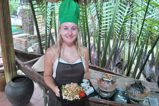 Hoi An Cooking Class(Market,BasketBoat Crabfishing&Cooking Class) - What you eat and how to take it home (for real)