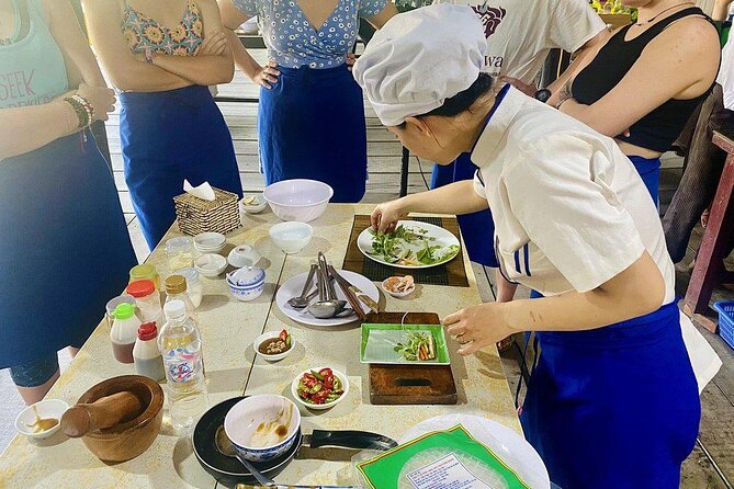 Hoi An Cooking Class with Local Chef - Vegetarian option: mushrooms, tofu, and eggplant are built in