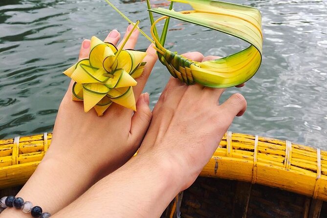 Hoi An: Cooking Class with Market, Lantern Making, Basket Boat - Basket boat in Bay Mau: the coracle ride and fisherman culture