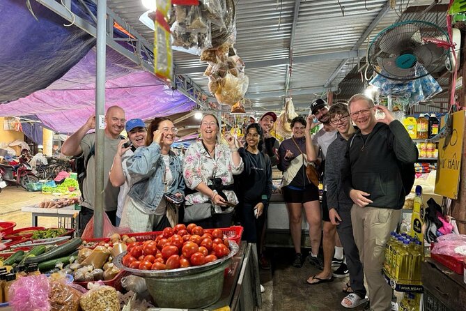 Hoi An Cooking Class with Market Visit - Bamboo Basket Boats and Cast-Net Practice on Cam Thanh