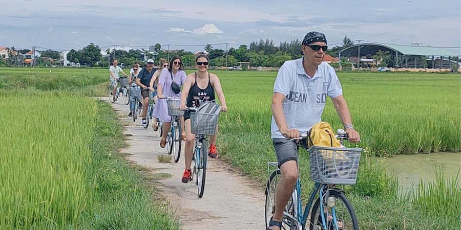 Hoi An: Countryside Bicycle Tour with Farm, Basket Boat Ride - War-time stories along tranquil channels at Cam Thanh