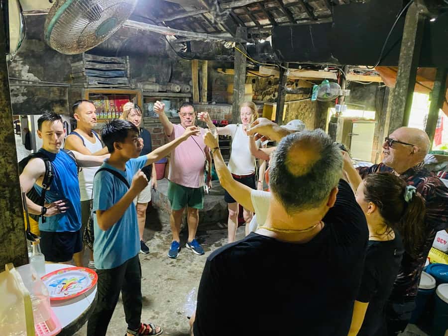 Hoi An Countryside Bike Tour- Tra Que Village & Basket Boat - A half-day bike loop that feels like real Hoi An
