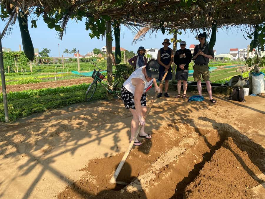 Hoi An Countryside Bike Tour- Tra Que Village & Basket Boat - Duyen Hai Nam Trung: rice wine, whiskey tasting, and the happy-water stop