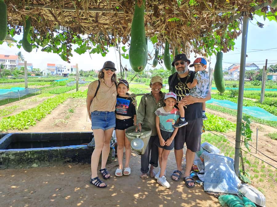 Hoi An Countryside: Biking, basket boat, herb garden, foods - A 4-hour Hoi An Countryside Mix of Bike, Boat, and Farm