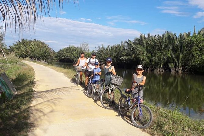 Hoi An Countryside Biking Tour(Vegetable village -basket boat - fishing village) - Shrimp Farms and Rice Fields: Photos, Animals, and Slow Moments
