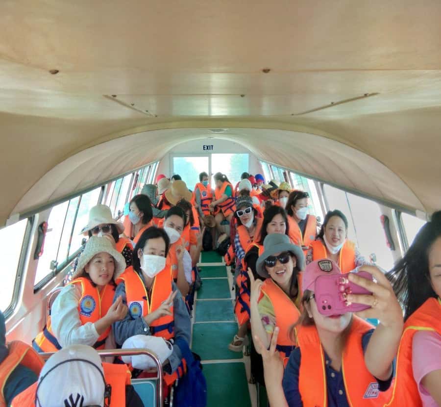 Hoi An/Da Nang: Cham Island Daily Tour with Snorkeling - Beach time after snorkeling: Swim, rest, and let the day cool down