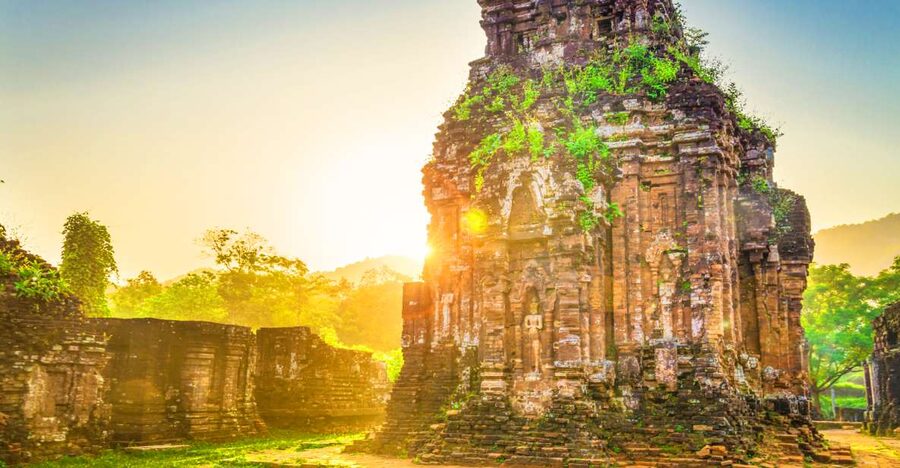 Hoi An/Da Nang: My Son Afternoon tour: Banh my and Cruise - Why an afternoon My Son trip feels smarter