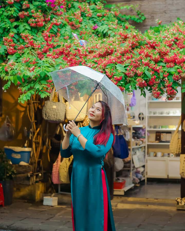 Hoi An/Da Nang: Private Photoshoot & Guided Walking Tour - Timing: morning calm versus late-day lantern light