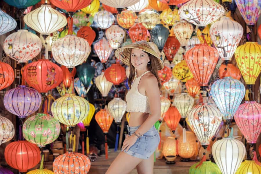 Hoi An/Da Nang: Private Photoshoot & Guided Walking Tour - Comfort details that matter on a short walking shoot