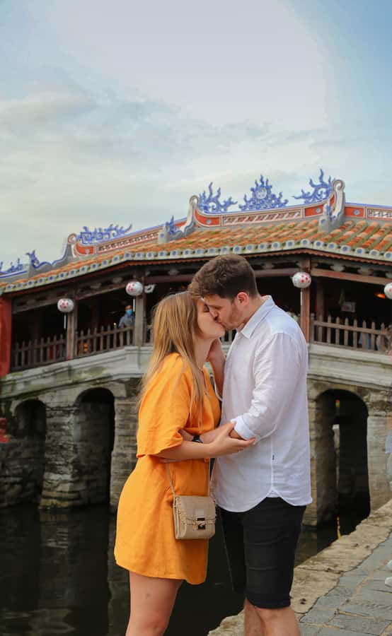 Hoi An/Da Nang: Private Photoshoot & Guided Walking Tour - Meeting at the Cantonese Assembly Hall and the Ao Dai changeover