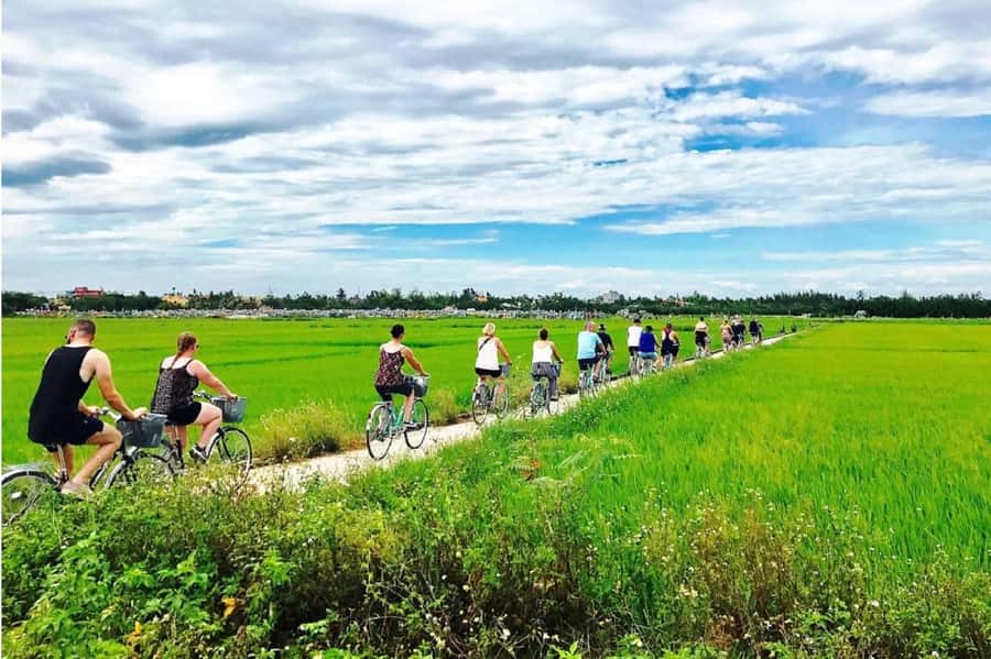 Hoi An : Eco Bicycle Tour with Fishing and Lunch/Dinner - Small tips to make the day smoother