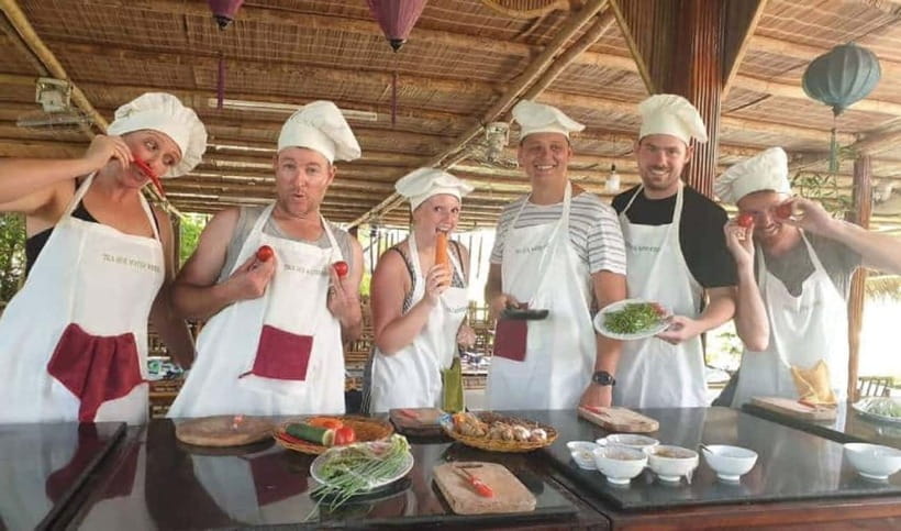 Hoi An: Eco Cooking Class with Market Trip and Basket Boat - Basket Boats on Water-Coconut Palms: Calm, Scenic, and Surprisingly Hands-On