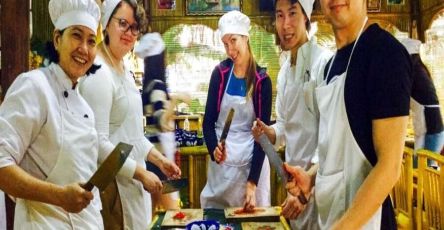 Hoi An Eco Village Cooking Class - Pickup in Hoi An and the market stop that sets you up to cook