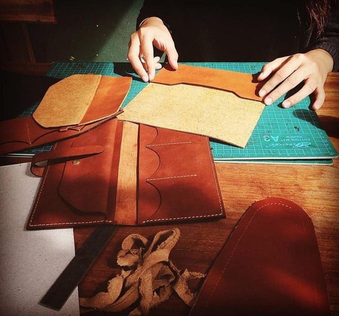 Hoi An: Experience Handmade Leather Making in Oldtown - Your instructor’s role: English support and extra help for solo travelers