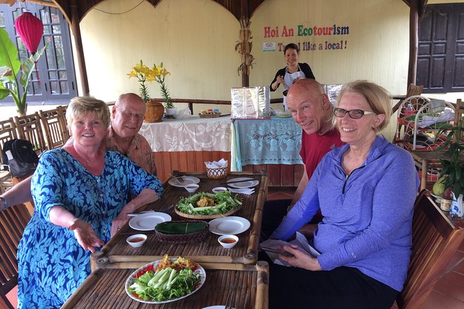 Hoi An Farming and Fishing life Experience Tour - Tra Que vegetable village: hands-on organic farming work