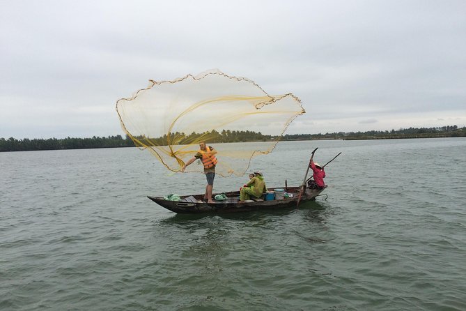 Hoi An Farming and Fishing life Experience Tour - Pickup and the rhythm of a private tour