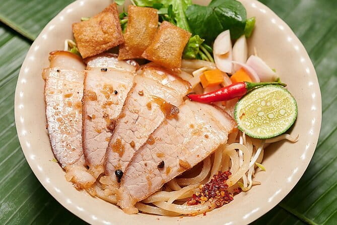 Hoi An food tour - Hoi An at 6pm: lantern streets and a small-group pace