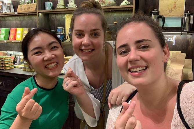 Hoi An Food Trail by Night with Boat Trip - Hoi An After 4pm: Why This Timing Works