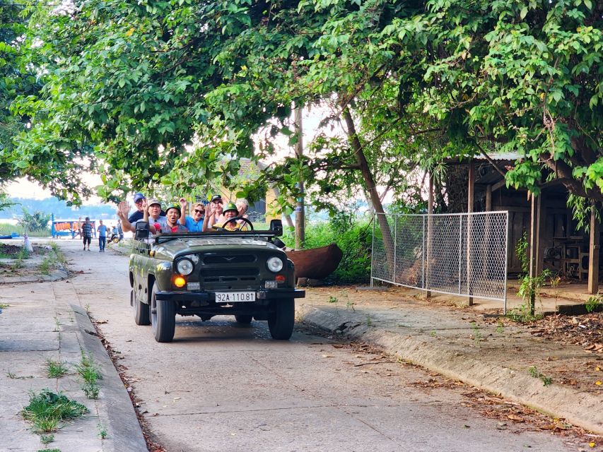 Hoi An: Half-Day Countryside Tour on Vietnam Army Jeep - Mat weaving hands-on: a craft you can understand with your hands