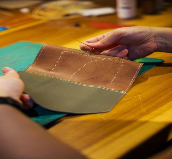 Hoi An: Handmade Leather Crafts Workshop (Starter Course) - Picking leather colors: customization that actually changes the look