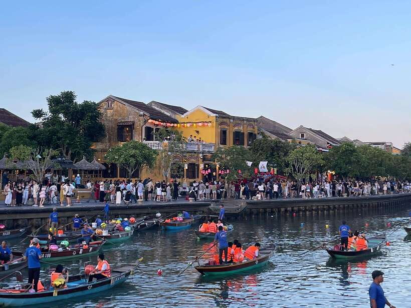 Hoi An: Hoai River Boat Ride with Flower Lantern Release - Price and value: what $7 gets you (and why that’s fair)