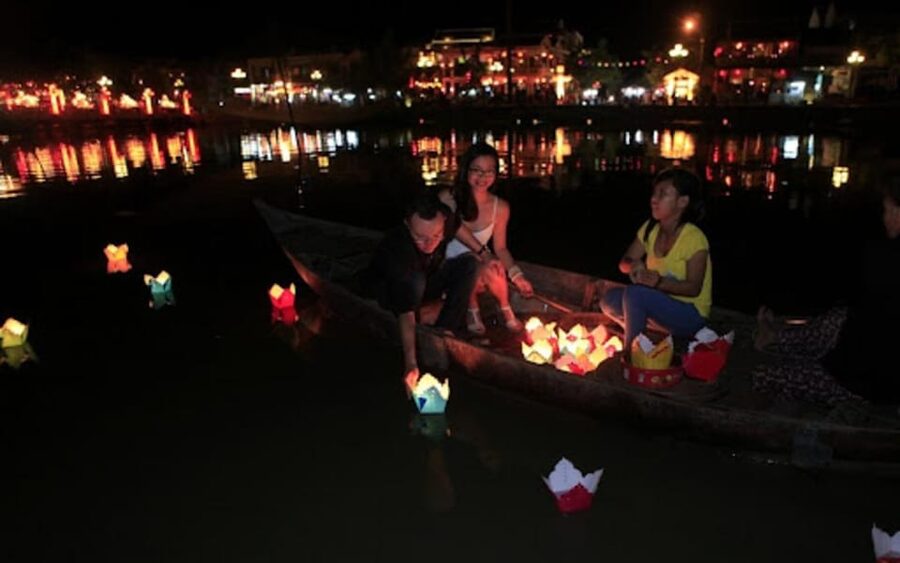 Hoi An: Hoai River Night Boat Trip and Floating Lantern - Starting Point: Finding the Dock Without Stress