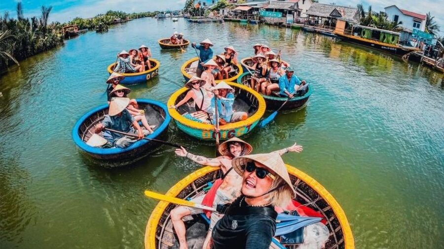 Hoi An: Hoi An Basket Boat Ride in Water Coconut Forest - Getting there: Tram Tran Coconut or Nông Thôn Travel meeting points