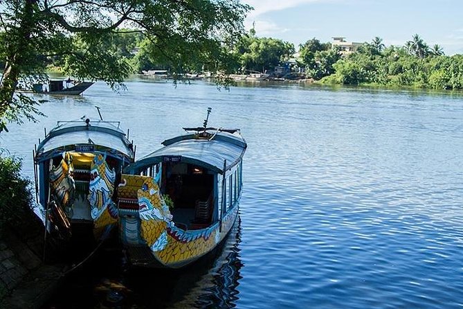 Hoi An: Imperial Hue And Hai Van Pass Full-day Tour - Khai Dinh Royal Tomb: designed to fit nature, guided to its meaning