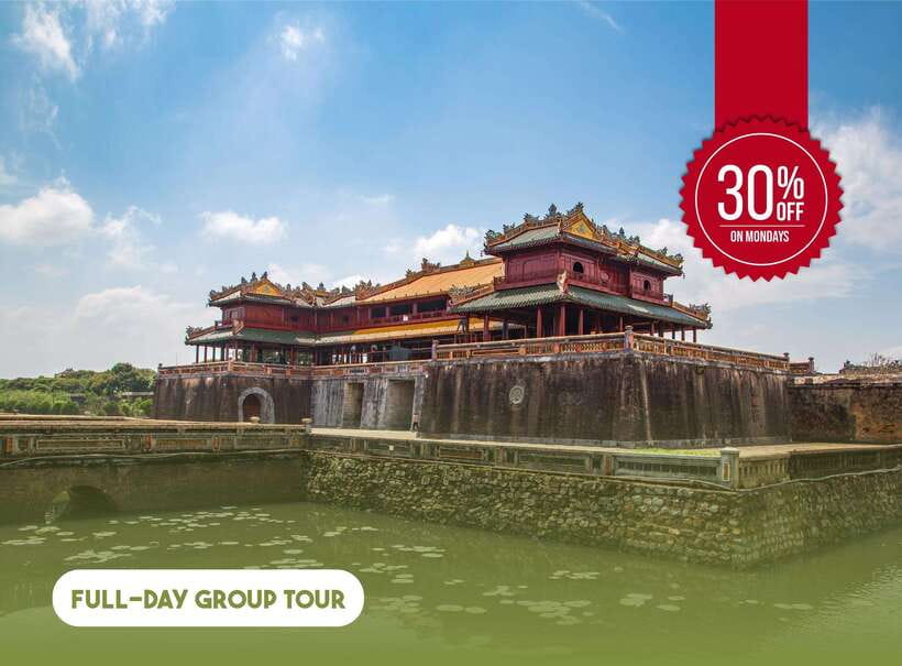 Hoi An: Imperial Hue And Scenic Hai Van Pass Discovery Tour - Hai Van Pass photo stop and the long ride north from Hoi An