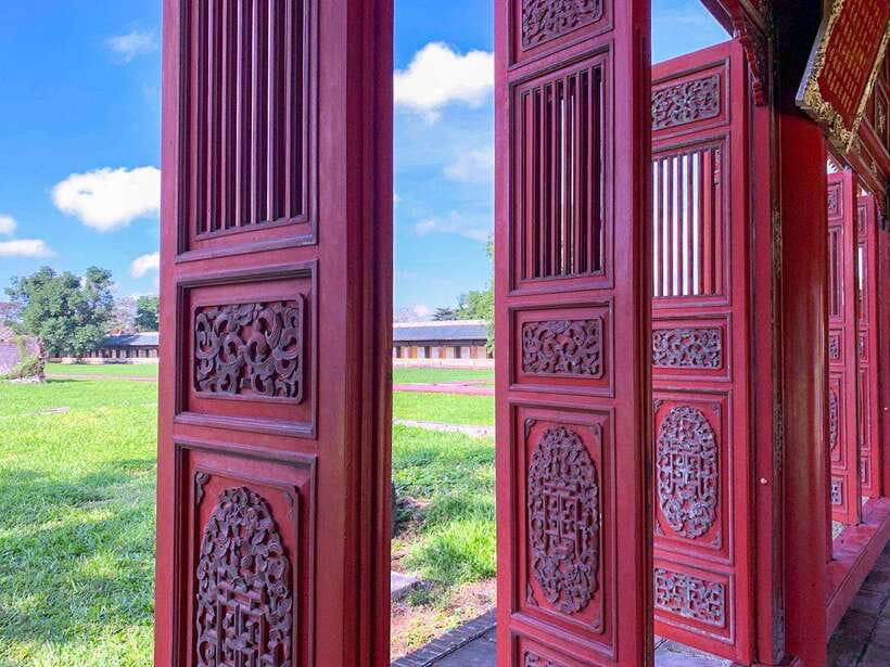 Hoi An: Imperial Hue And Scenic Hai Van Pass Discovery Tour - Imperial City gates, forbidden zones, and the stories behind the layout