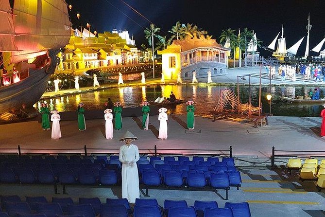 Hoi An Impression show (The real world performance) - The 6:00 pm timing and the 4-hour rhythm you should expect