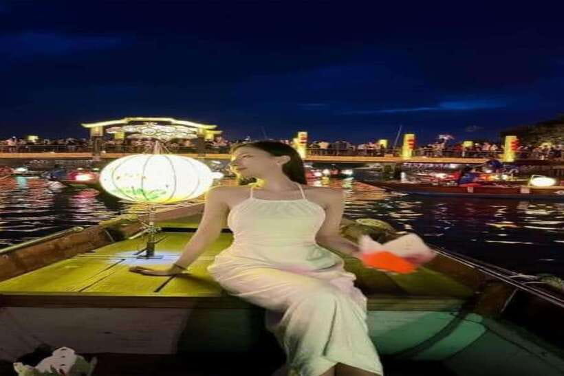 Hoi An : Lantern Boat Ride & Flower Lantern Making Class. - Photos With Your Phone: Realistic Ways to Capture the Glow
