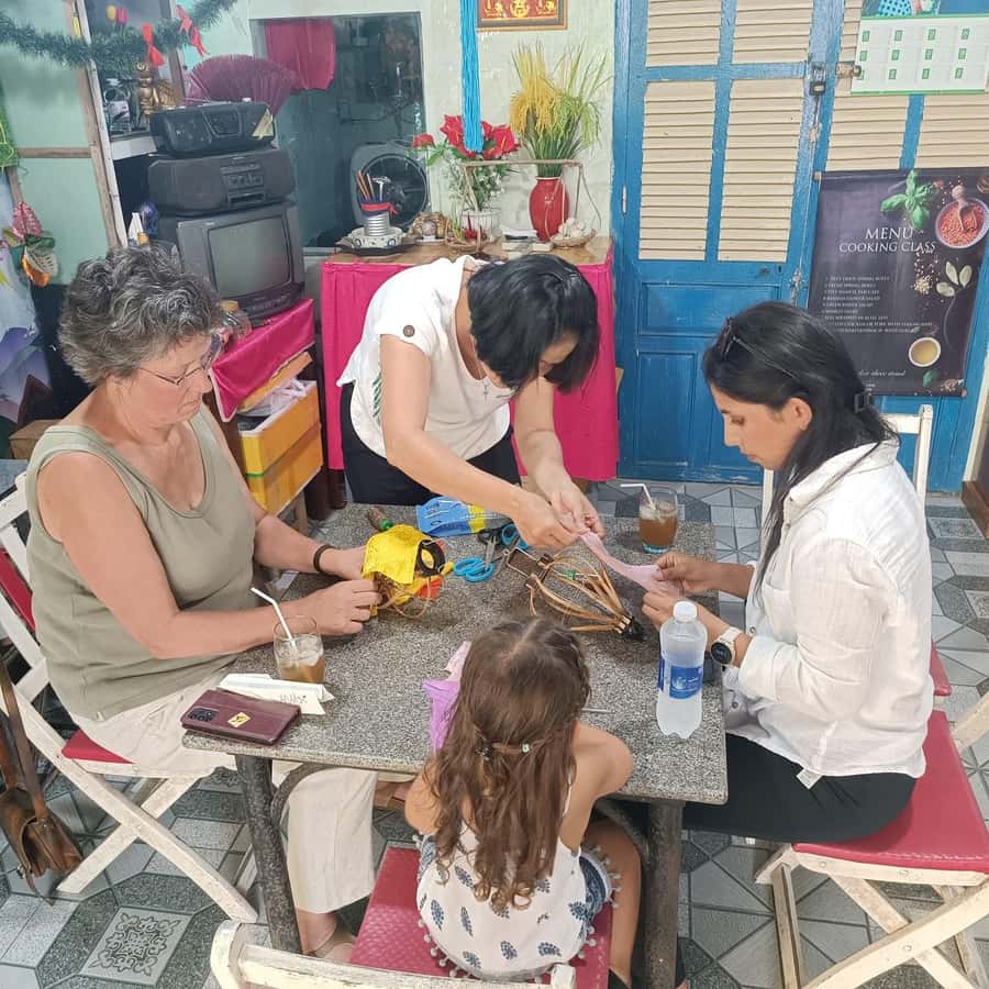 Hoi An : Lantern Making & Cooking Class With Local Family - FAQ