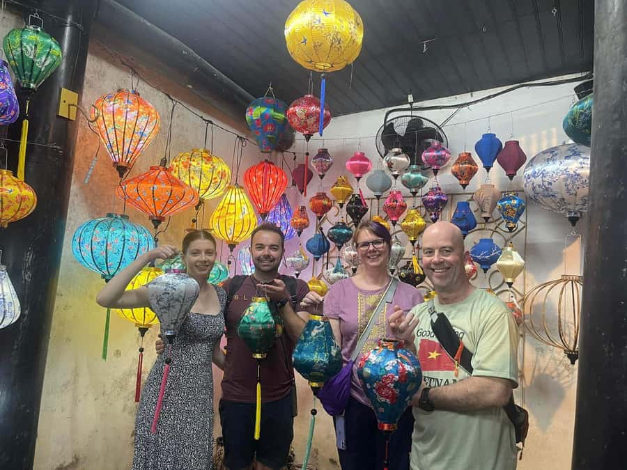 Hoi An Lantern-making Workshop & Bamboo Basket Boat Tour - Lantern-making in Hoi An: a souvenir you can fold and carry