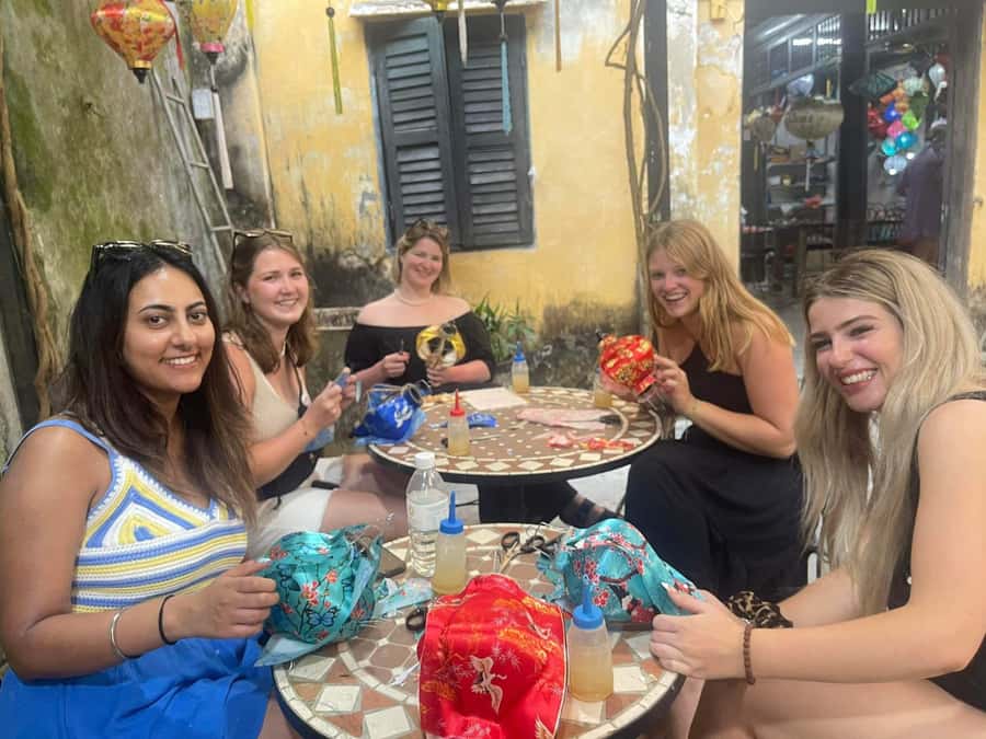 Hoi An Lantern-making Workshop & Bamboo Basket Boat Tour - The short bike ride through farmland: scenery with a practical caveat