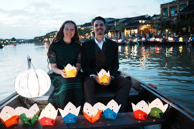 Hoi An Lantern Night Photoshoot | Unlimited Photos & Video - Meeting at 84 Đ. Phan Chu Trinh and getting your flow
