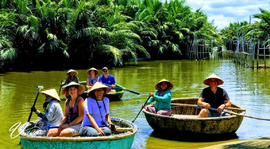 Hoi An: Making Lantern &Cooking Class with Basket Boat Ride - Cooking class in a rural setting: what you’ll make and why the market matters
