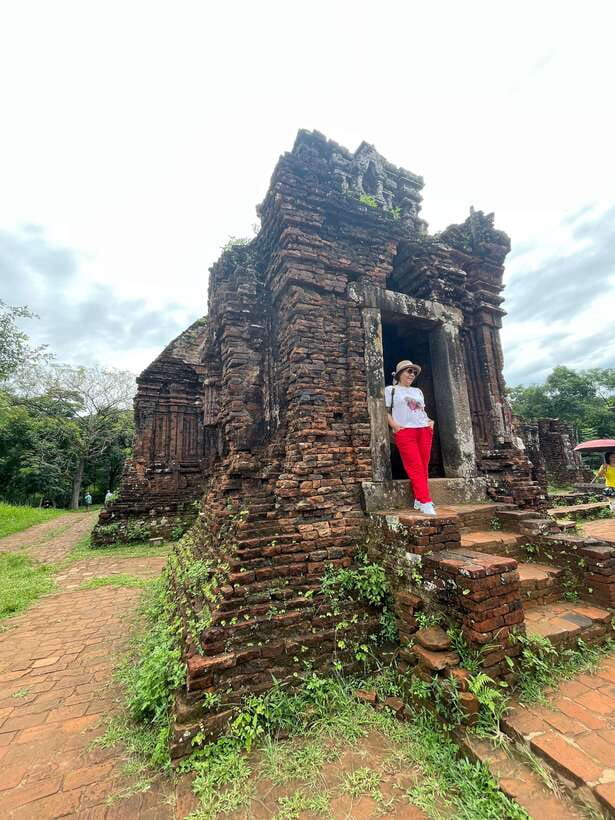 Hoi An: My Son Ruins; Bus-Boat-Cultural Show-Lunch-Guide - Who this tour fits best