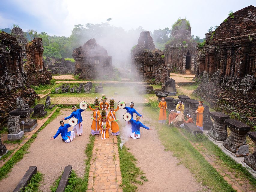 Hoi An: My Son Sanctuary and Thu Bon River Boat Trip - The Cham dance show: a short performance that helps the ruins make sense