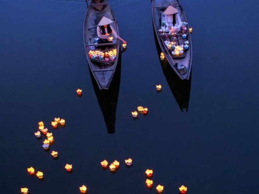 Hoi An: Night Boat Trip and Release Lantern at Hoai River - The Hoai River Ride Itself: What You See in 15–20 Minutes