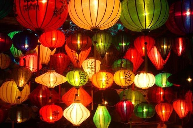Hoi An Night Heritage And Lantern Experience - Dinner included: local cuisine at a real restaurant