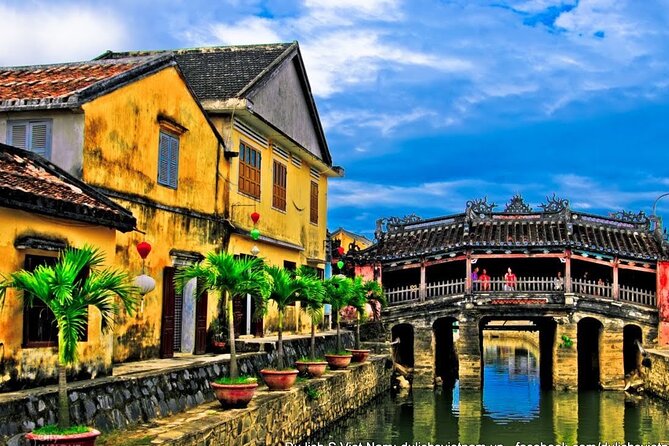 Hoi An Night Market - Ancient Town street food tours by Night - Night market finale: eat well, then keep exploring